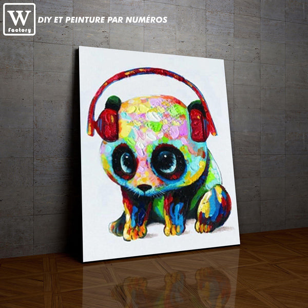 L'image de notre peinture par numéro, sans cadre et sans support, découvrez notre Panda DJ, et faites votre choix parmis plus de 300 références.