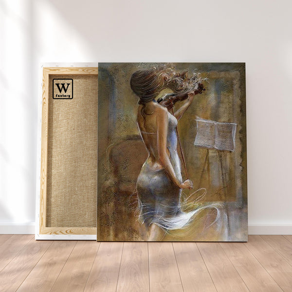 Première image de la peinture par numéro, Violoniste et sa Partition , dans un cadre en bois sur du parquet.